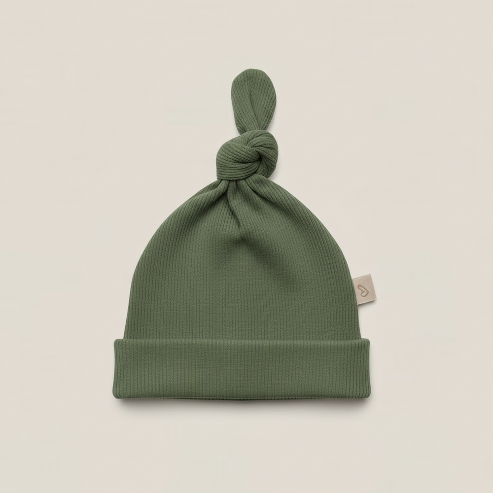Czapeczka niemowlęca – Green olive - dzianina prążkowana