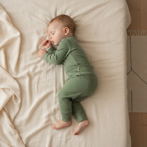 Regulowane Spodenki Niemowlęce – Green Olive